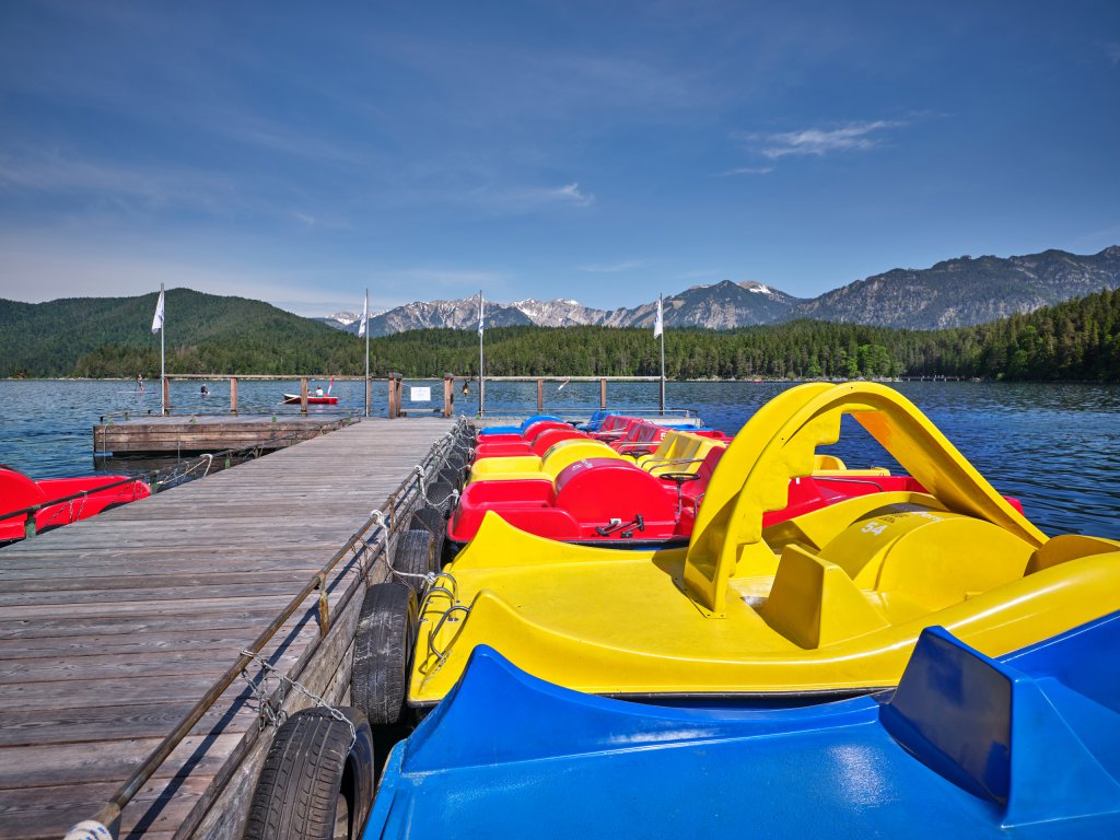 Bootsverleih, Boote mieten & SUP am Eibsee Der Eibsee